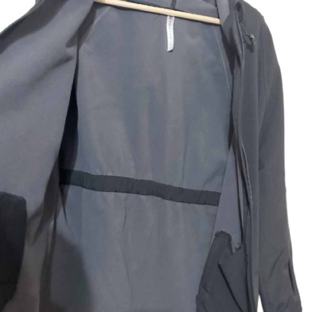 Fabletics Black Softshell Hooded Jacket Full Zip … - image 4